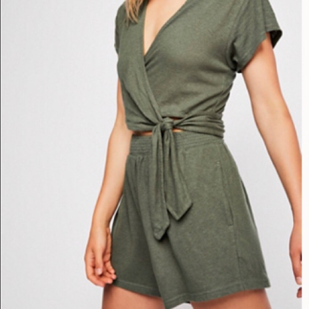 Free People Cut out Romper
